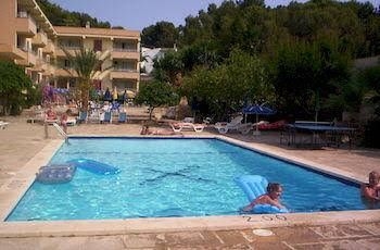 Apartamentos La Promenade0