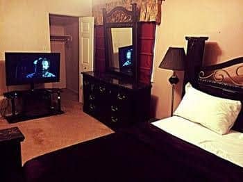 Comfort Rooms 24 - 120 Beacon Hill Comfort Rooms 24 - 120 Beacon Hill