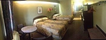 The Ritz Cafe and Motor Inn3