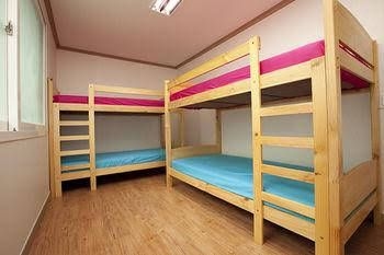 Neighbors Guesthouse1
