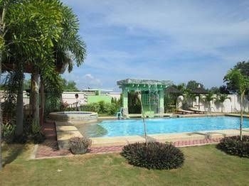 Seaside Villa Spa1