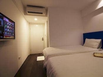 Emis Hotel3