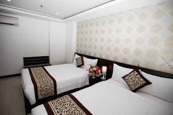 Lucky Star Hotel4