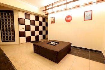 OYO Rooms Signature Tower4