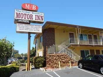 M B Motor Inn