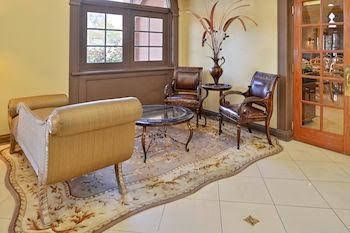 Chateau Suite Hotel Downtown Shreveport0