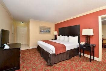 Chateau Suite Hotel Downtown Shreveport4