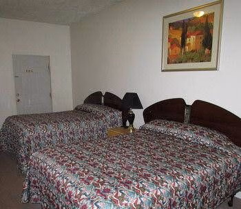 Village Motel3