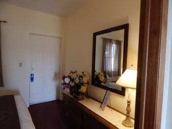 Waterfront Garden Suites2