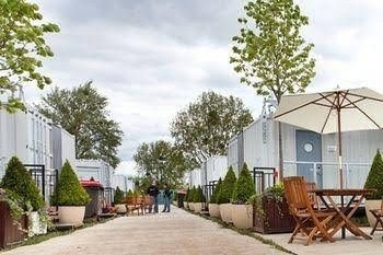 Snoozebox - Carfest South4