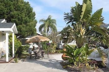 Sunset Beach Cottages1