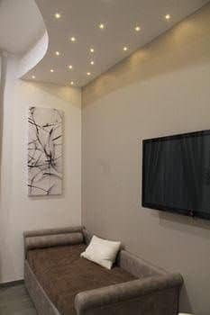 Elenoire Rooms & Suite Elenoire Rooms & Suite