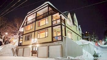 Kamakura Apartments0