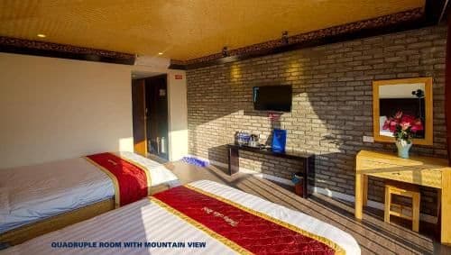 Quadruple Room with Mountain View
