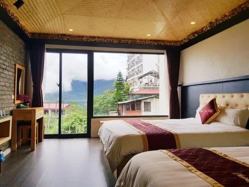 Quadruple Room with Mountain View