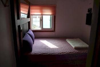 J Story Guest House0