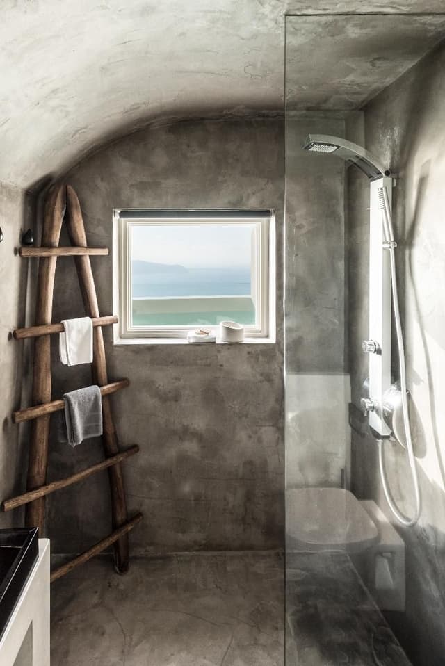 SUITE EXECUTIVE