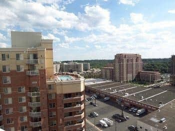 Luxury Apartments at Pentagon City Center Luxury Apartments at Pentagon City Center