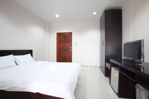 โรงแรมการ์เดน ฮิลล์