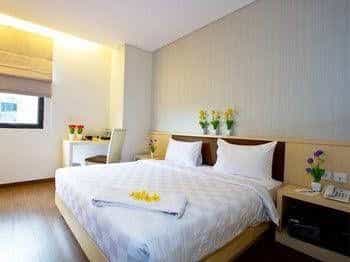 โรงแรม 88 มังกาเบซาร์ 62 บาย ดับเบิลยูเอช โรงแรม 88 มังกาเบซาร์ 62 บาย ดับเบิลยูเอช