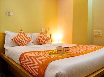 OYO Rooms DLF Extension Gachibowli1