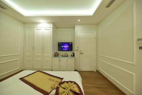 Deluxe Double or Twin Room