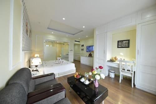 Junior Suite with Lake View