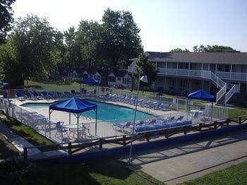 Lakeside Motor Lodge2