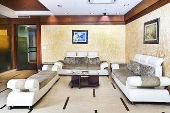 OYO Rooms Malviya Nagar Market0