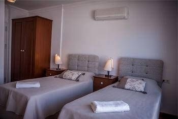 Villa Lumina0