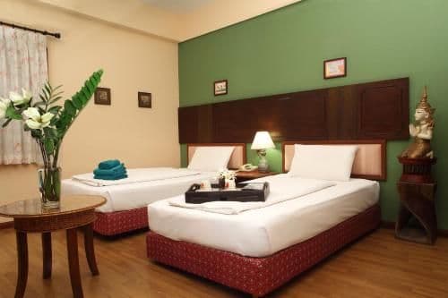 Standard Twin Room