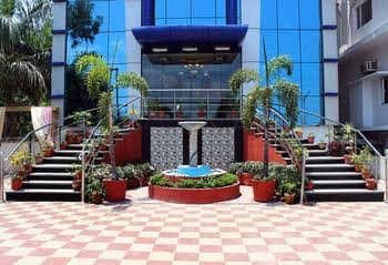 OYO Premium Saharanpur Road OYO Premium Saharanpur Road