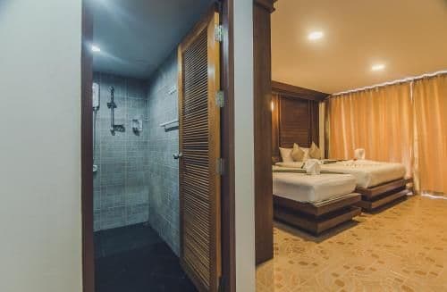 Triple Room
