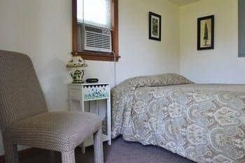 Lucky Horseshoe Cabins Lucky Horseshoe Cabins