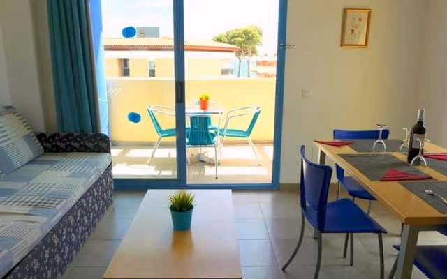 APARTMENT CAPACITY 5 ONE BEDROOM