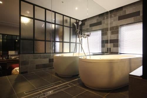 Suite with River View