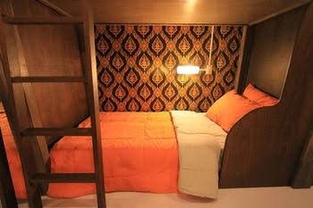 Chic Hostel0