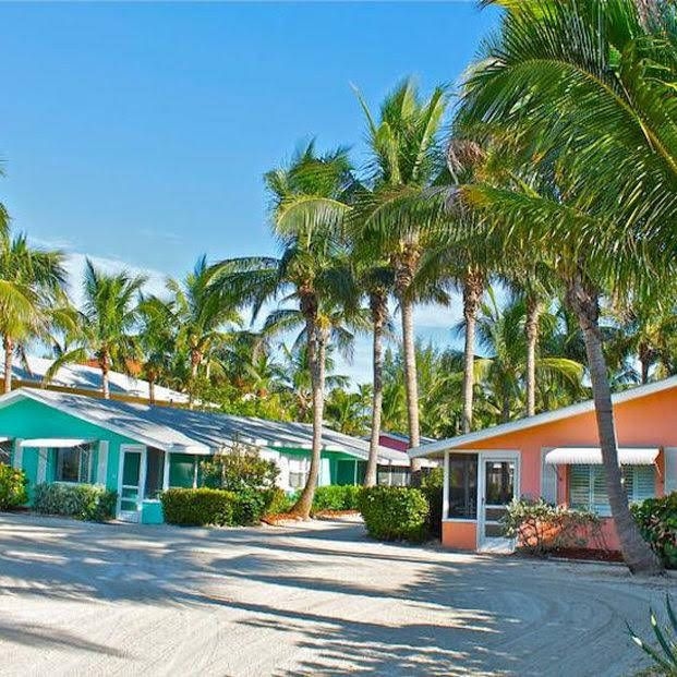 Waterside Inn on the Beach4