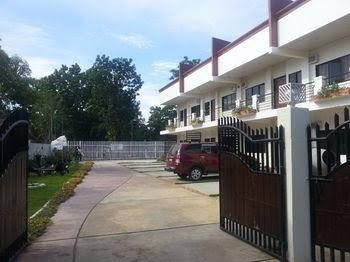 A Family Apartelle2