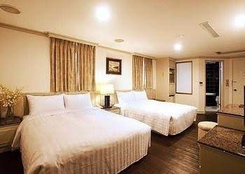 ต้า ลี โฮเต็ล (Ta Lee Hotel)1