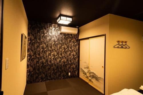 Japanese-Style Triple Room with Bed with Shared Bathroom