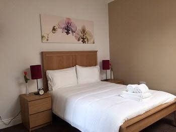 อิลฟอร์ด เซ็นทรัล ลักชัวรี อพาร์ตเมนต์ (Ilford Central Luxury Apartments)2