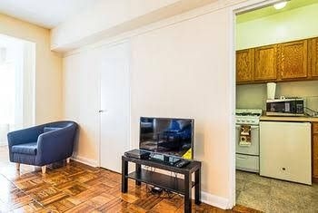 Classic Apartments4