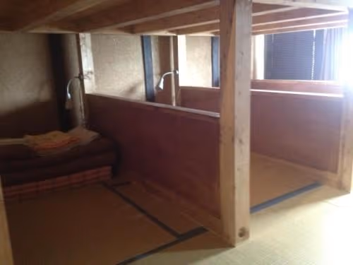 Single Japanese-Style Bed in Female Dormitory Room
