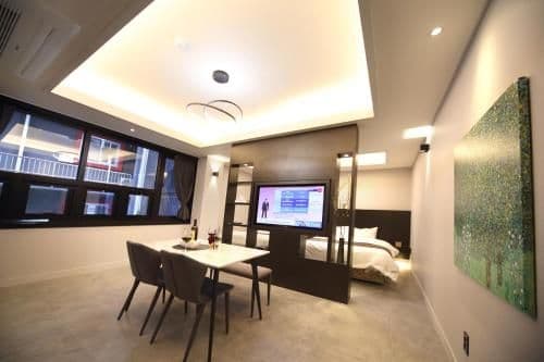 Executive Suite