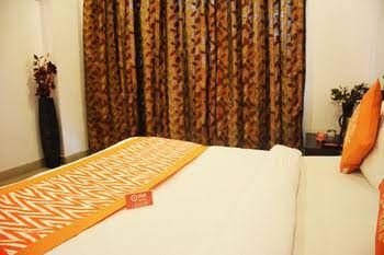 OYO Rooms Ghaziabad Opulent Mall3