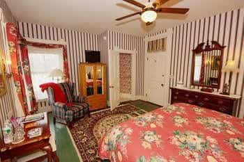 LimeRock Inn