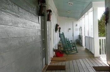 The Farmhouse Inn3