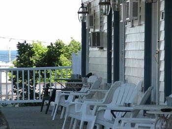 The Landings and The Landings Inn0