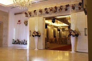Den Long Do Hotel & Restaurant Den Long Do Hotel & Restaurant
